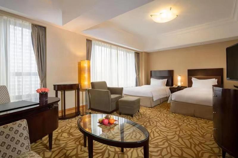 Furama Hotel Далиен Екстериор снимка