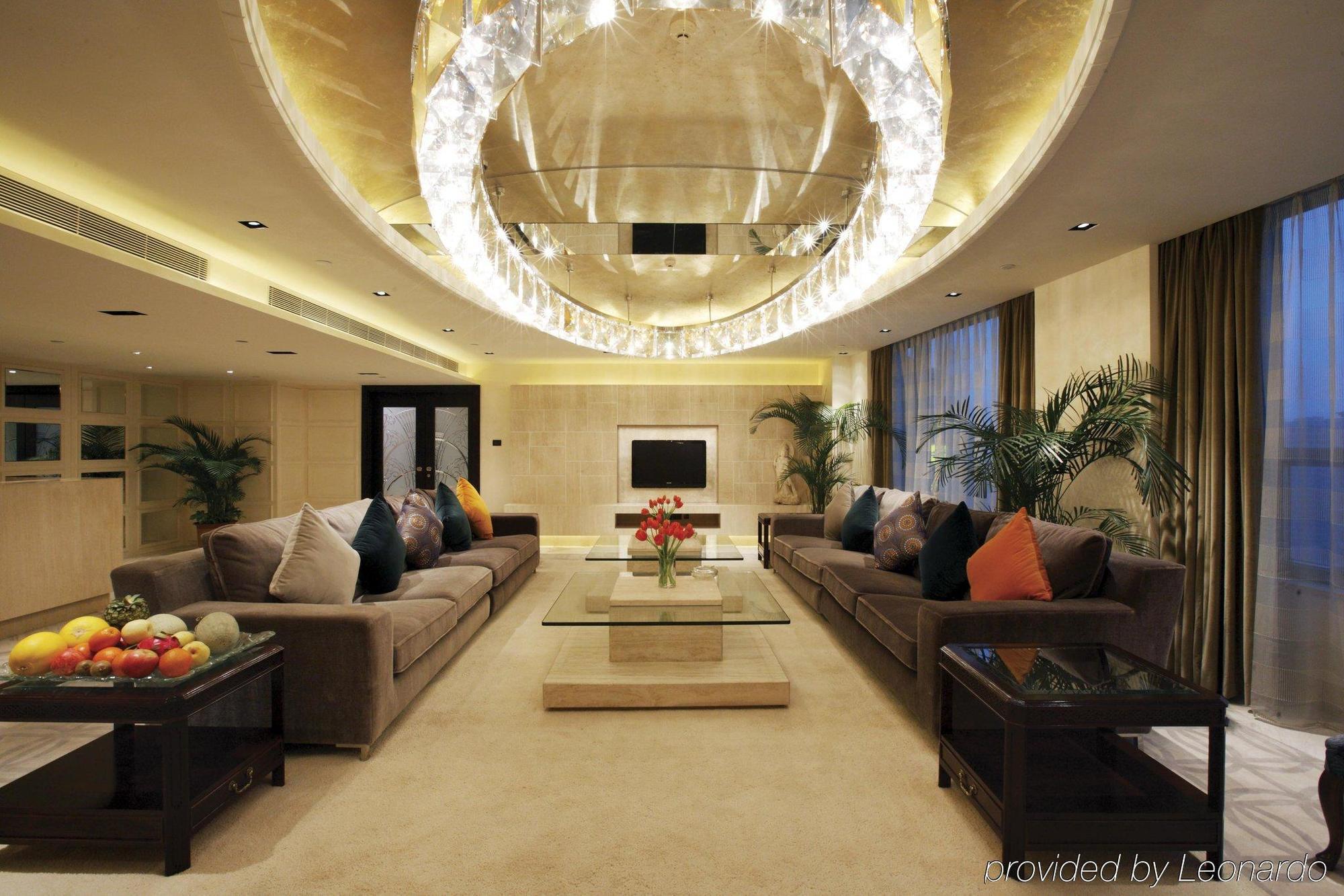 Furama Hotel Далиен Интериор снимка